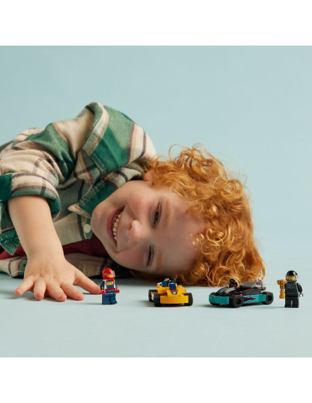 LEGO-60400,Lego City Carturi Si Piloti De Curse 60400