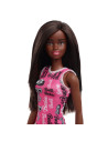 MTT7439_HRH08,Barbie Papusa Clasica Bruneta Cu Rochita Roz Cu Imprimeu Barbie