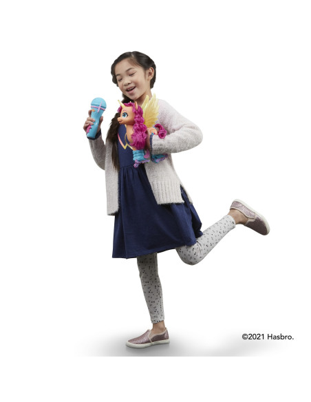 F1786b,My Little Pony Canta Si Patineaza Cu Sunny