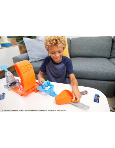 MTGBF81_GTV13,Hot Wheels Circuit Rapid Cu Lansator Pentru Cascadorii Si Masinuta Exclusiva