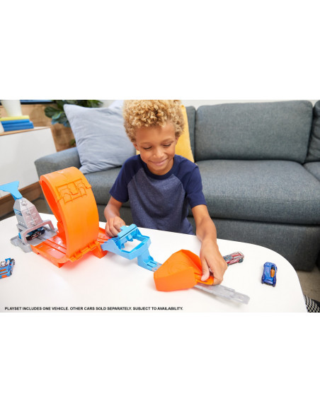 MTGBF81_GTV13,Hot Wheels Circuit Rapid Cu Lansator Pentru Cascadorii Si Masinuta Exclusiva
