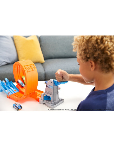 MTGBF81_GTV13,Hot Wheels Circuit Rapid Cu Lansator Pentru Cascadorii Si Masinuta Exclusiva