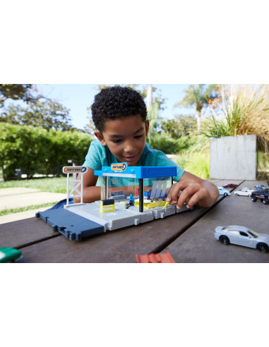 MTGVY82_HDL34,Matchbox Set Vulcanizare