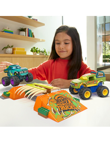 MTHKF89,Hot Wheels Monster Truck Mega Bloks Set Mega Wrex