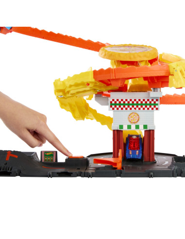 MTHTN81,Hot Wheels City Pizzeria Atacul Cobrei