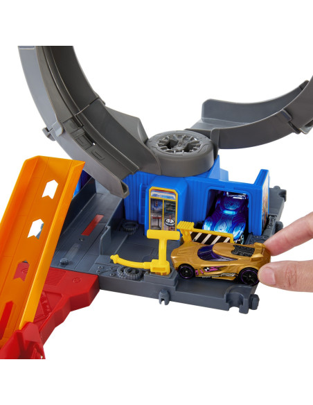 MTHDR29_HTN78,Hot Wheels City Pista Inamicilor Bucla Liliacului