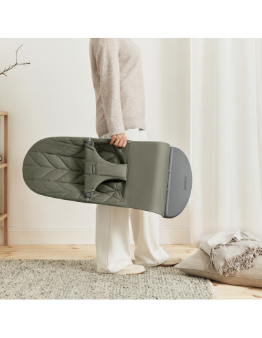 BS-006140A,BabyBjorn - Balansoar Bliss Dark Green cu aspect delicat de petala, tesatura matlasata