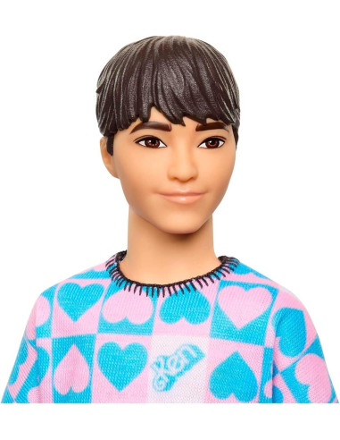 MTDWK44_HRH24,Barbie Papusa Baiat Fashionistas Cu Bluza Cu Inimioare
