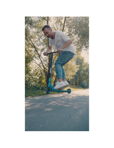 BN-LO-WHIZZ_GREEN_LIME_BLACK,Trotineta, Lionelo, Whizz, Pentru Acrobatii, Rulmenti ABEC-9, Sistemul de compresie IHC 9, 20 - 100