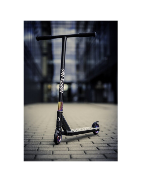BN-LO-WHIZZ_NEO_BLACK_CARBON_MULTICOLOR,Trotineta, Lionelo, Whizz, Pentru Acrobatii, Rulmenti ABEC-9, Sistemul de compresie IHC 