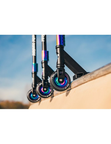 BN-LO-WHIZZ_NEO_BLACK_CARBON_MULTICOLOR,Trotineta, Lionelo, Whizz, Pentru Acrobatii, Rulmenti ABEC-9, Sistemul de compresie IHC 
