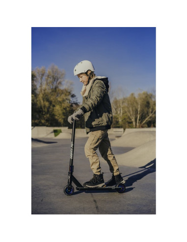 BN-LO-WHIZZ_NEO_BLACK_CARBON_MULTICOLOR,Trotineta, Lionelo, Whizz, Pentru Acrobatii, Rulmenti ABEC-9, Sistemul de compresie IHC 