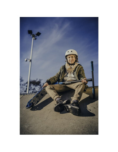 BN-LO-WHIZZ_NEO_BLACK_CARBON_MULTICOLOR,Trotineta, Lionelo, Whizz, Pentru Acrobatii, Rulmenti ABEC-9, Sistemul de compresie IHC 