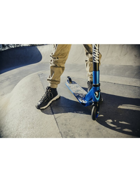 BN-LO-WHIZZ_NEO_BLACK_CARBON_MULTICOLOR,Trotineta, Lionelo, Whizz, Pentru Acrobatii, Rulmenti ABEC-9, Sistemul de compresie IHC 