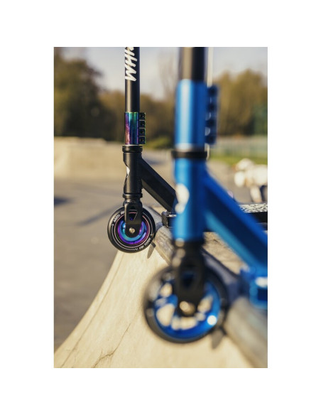 BN-LO-WHIZZ_NEO_BLACK_CARBON_MULTICOLOR,Trotineta, Lionelo, Whizz, Pentru Acrobatii, Rulmenti ABEC-9, Sistemul de compresie IHC 