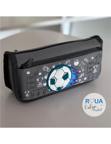 Penar etui dreptungiular cu 2 fermoare, Motiv fotball, Gri