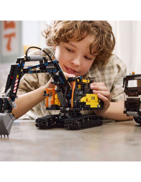 LEGO-42175,Lego Technic Camionul Fmx Și Excavatorul Electric Ec230 De La Volvo 42175 LEGO-42175,Lego Technic Camionul Fmx Și Excavatorul Electric Ec230 De La Volvo 42175