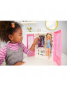 Set Barbie by Mattel Fashion and Beauty Dulap cu haine si