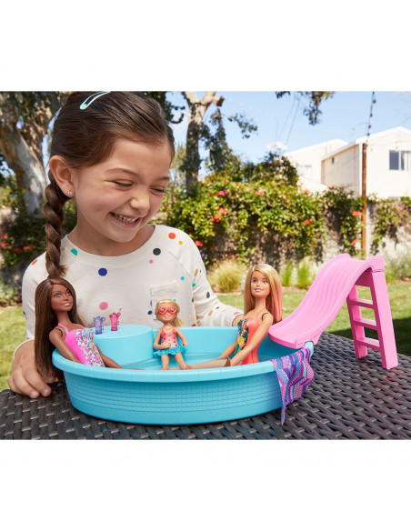 Set Barbie by Mattel Fashion and Beauty Piscina si