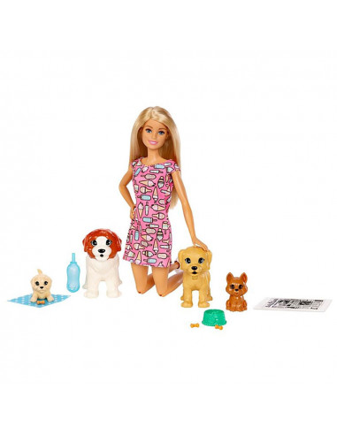 Set Barbie by Mattel Family papusa cu 4 catelusi si