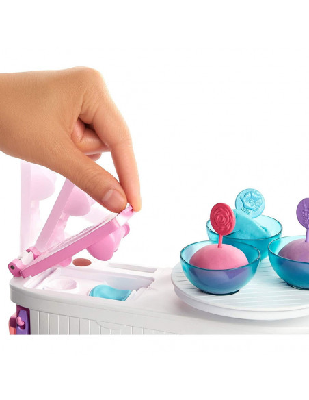 Set Barbie by Mattel Wellness and Fitness O zi la salonul Spa