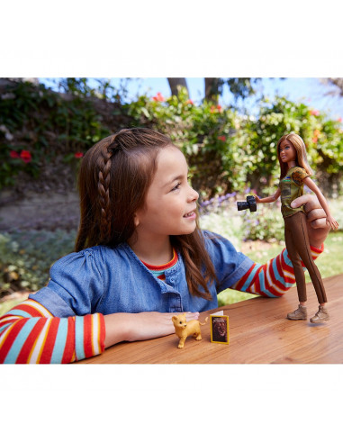Papusa Barbie by Mattel National Geographic