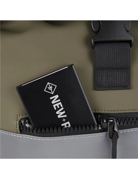 Rucsac new rebels bowie-new york rolltop, dimensiuni 30/12/43 cm, culoare olive Rucsac new rebels bowie-new york rolltop, dimensiuni 30/12/43 cm, culoare olive