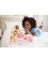 Set Barbie by Mattel Mobilier dormitor cu papusa si accesorii