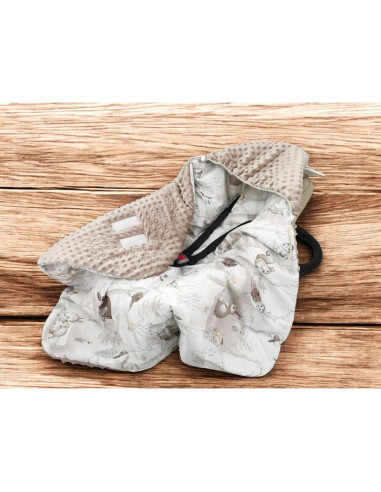 BN-6426972026666,Paturica calduroasa de infasat, MimiNu, Pentru scoica, scaun auto/carucior, Cu gluga si urechi, Dimensiune 90x9 BN-6426972026666,Paturica calduroasa de infasat, MimiNu, Pentru scoica, scaun auto/carucior, Cu gluga si urechi, Dimensiune 90x9