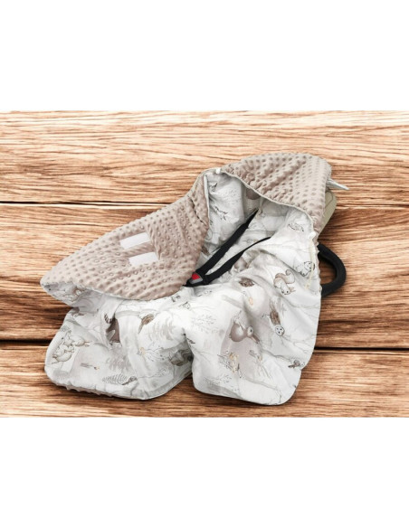 BN-6426972026666,Paturica calduroasa de infasat, MimiNu, Pentru scoica, scaun auto/carucior, Cu gluga si urechi, Dimensiune 90x9 BN-6426972026666,Paturica calduroasa de infasat, MimiNu, Pentru scoica, scaun auto/carucior, Cu gluga si urechi, Dimensiune 90x9