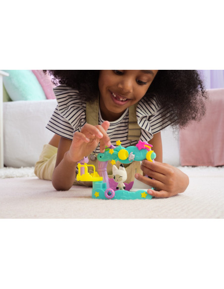 VV-6069729_20146519,Gabbys Dollhouse Set Balcon Decorat A Lui Pandy Paws