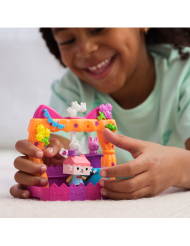 VV-6069729_20146521,Gabbys Dollhouse Set Balcon Talent Show