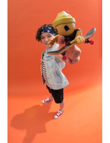 VV-6071054_20148752,Tech Dech Sk8 Crew Pachet Placa Si Figurina 9.6cm Casca Galbena