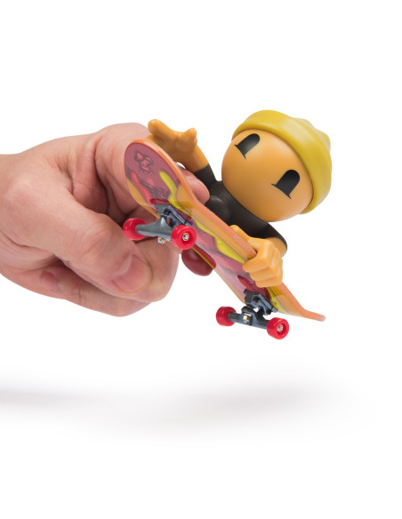 VV-6071054_20148752,Tech Dech Sk8 Crew Pachet Placa Si Figurina 9.6cm Casca Galbena
