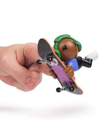 VV-6071054_20149434,Tech Dech Sk8 Crew Pachet Placa Si Figurina 9.6cm Casti Verzi