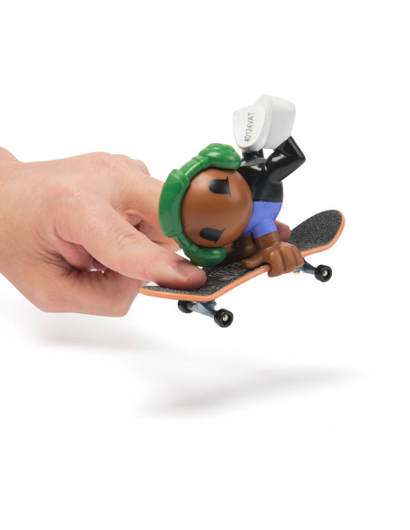 VV-6071054_20149434,Tech Dech Sk8 Crew Pachet Placa Si Figurina 9.6cm Casti Verzi