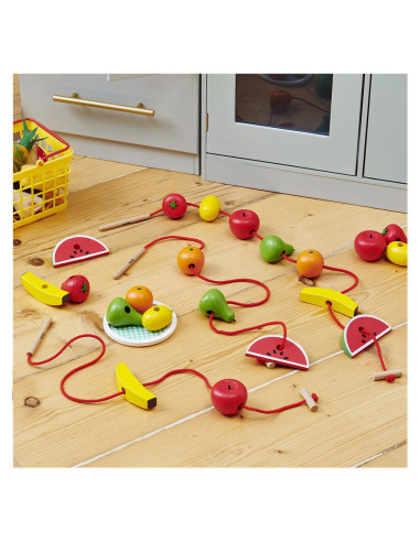 TIK-74015,Set pentru insirat cu fructe mari din lemn, TickiT