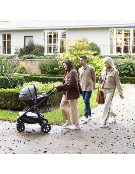 BB-C2304AACBN000,Joie - Scoica auto cu ISOFIX integrat Sprint Signature Carbon, nastere - 75 cm, testata inclusiv la impact late