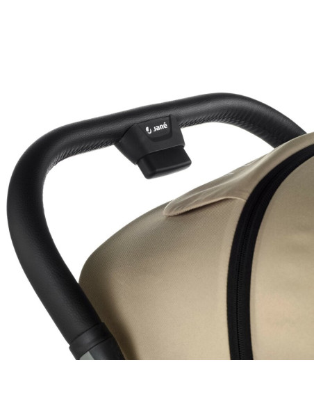 BN-8420421092019,Carucior sport, Jane, Clap, Sistem compact de pliere care permite transportul caruciorului la bordul aeronavei,