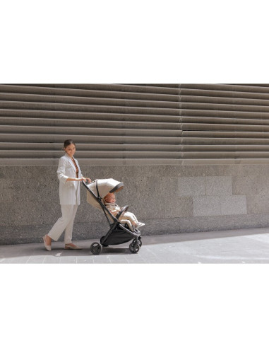 BN-8420421092019,Carucior sport, Jane, Clap, Sistem compact de pliere care permite transportul caruciorului la bordul aeronavei,