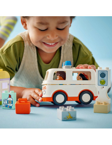 LEGO-10447,Lego Duplo Ambulanta Si Sofer 10447