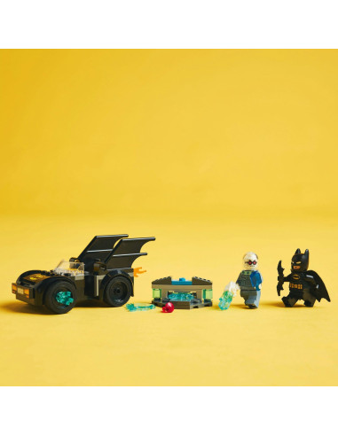 LEGO-76301,Lego Super Heroes Batman Si Batmobile Vs. Mr. Freeze 76301