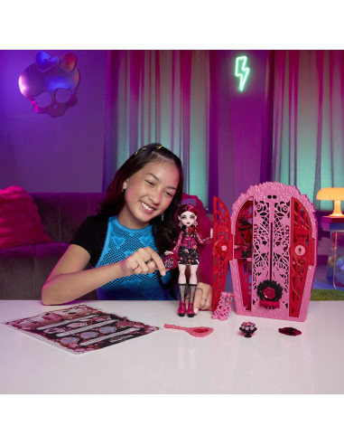 MTHYT72,Monster High Gradina De La Miezul Noptii Papusa Draculaura