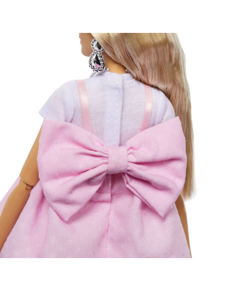 MTHYV27,Barbie Papusa Barbie Deluxe Style