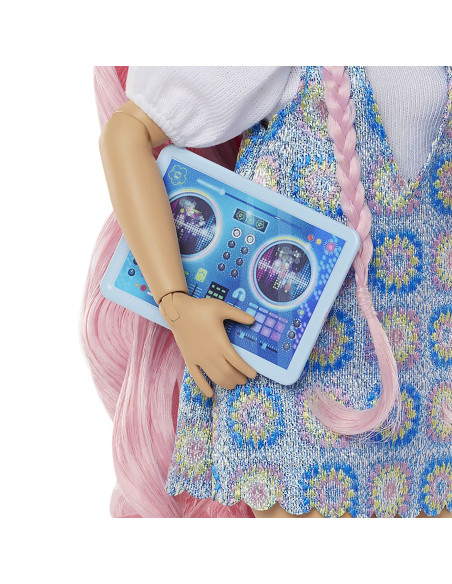 MTJDD74,Barbie Dream Besties Papusa Daisy Jean