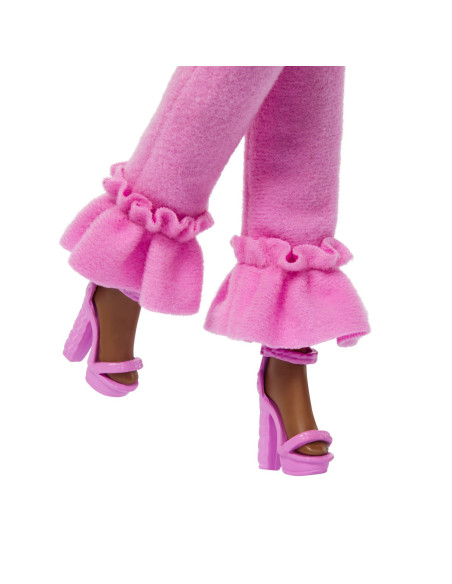 MTHYV28,Barbie Deluxe Style Papusa Barbie Cu Salopeta Roz Si Par Impletit