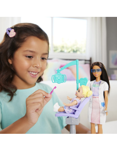 MTJCR71_JCR75,Barbie Set De Joaca Papusa Barbie Bruneta Face Cariera Stomatolog