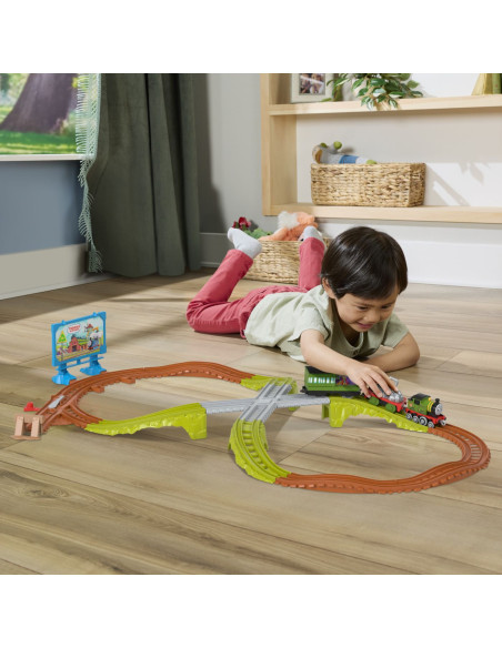 MTHGY82_JCY74,Thomas Set De Joaca Trenulet Cu Circuit Si Accesorii Whiffs Recycling Run