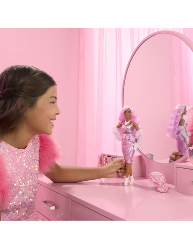 MTHYV25,Barbie Deluxe Style Papusa Barbie Cu Par Mov