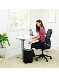 Distrugator documente lx70 cross-cut fellowes 2
